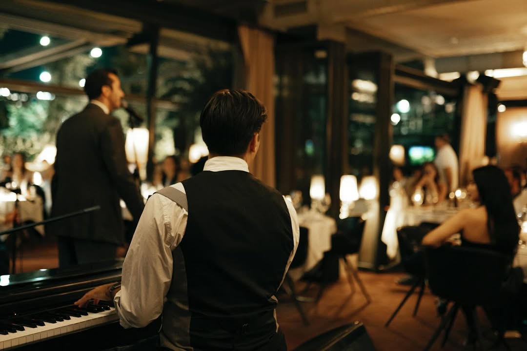 Band backstage at Culaccino