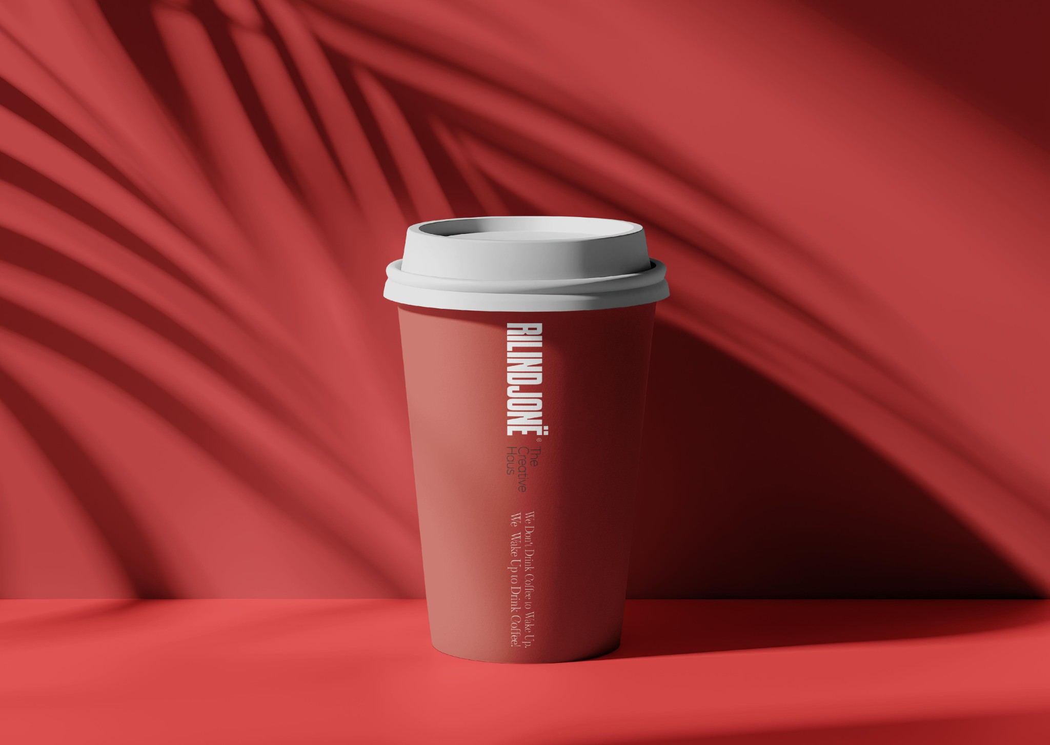 Red tote bag with RILINDJONË branding